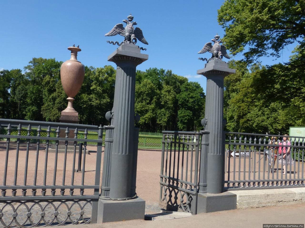 Ограда Летнего сада со стороны Мойки Санкт-Петербург, Россия