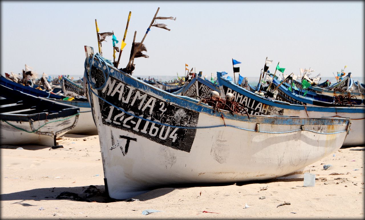 Лодочный город или южная точка полуострова Ad-Dahab Дахла, Западная Сахара