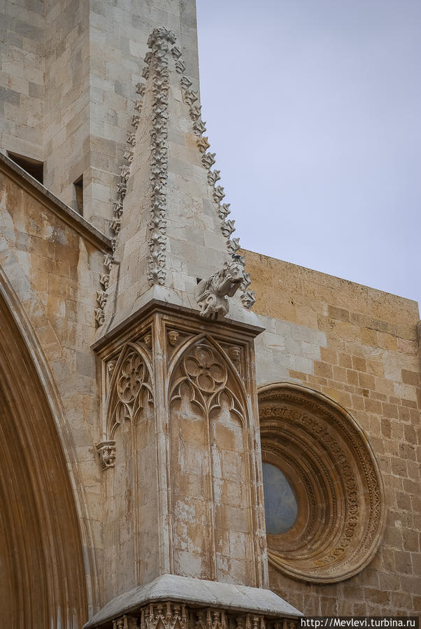 Кафедральный собор Таррагоны Таррагона, Испания Кафедральный собор Таррагоны Таррагона, Испания