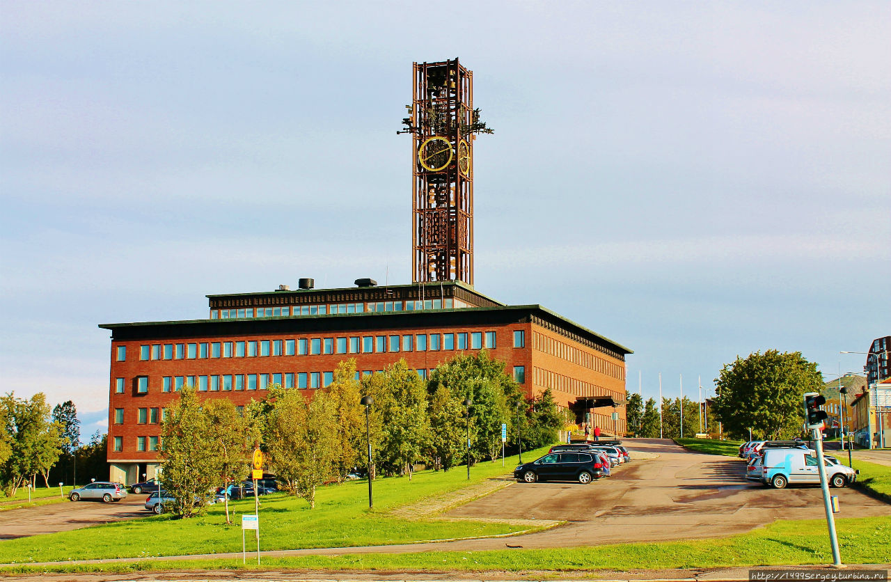 Городская ратуша Кируны (Stadshuset) Кируна, Швеция