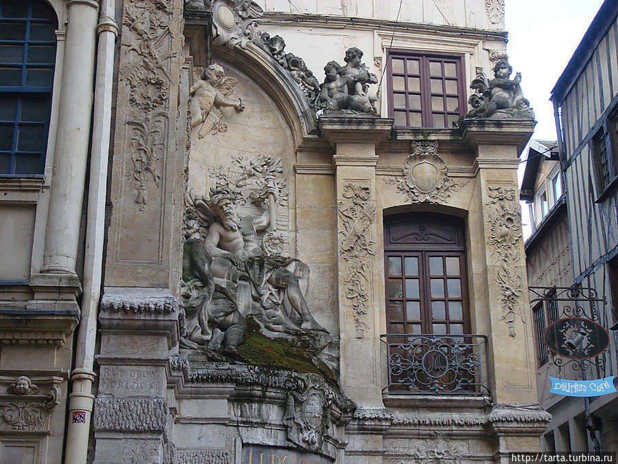 Разве можно пройти мимо такой красоты? Разве можно пройти мимо такой красоты?