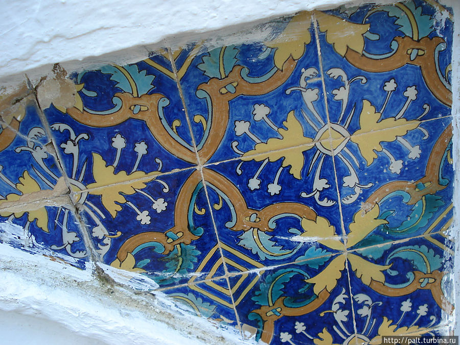 Керамика тоже в мавританских традициях Ронда, Испания