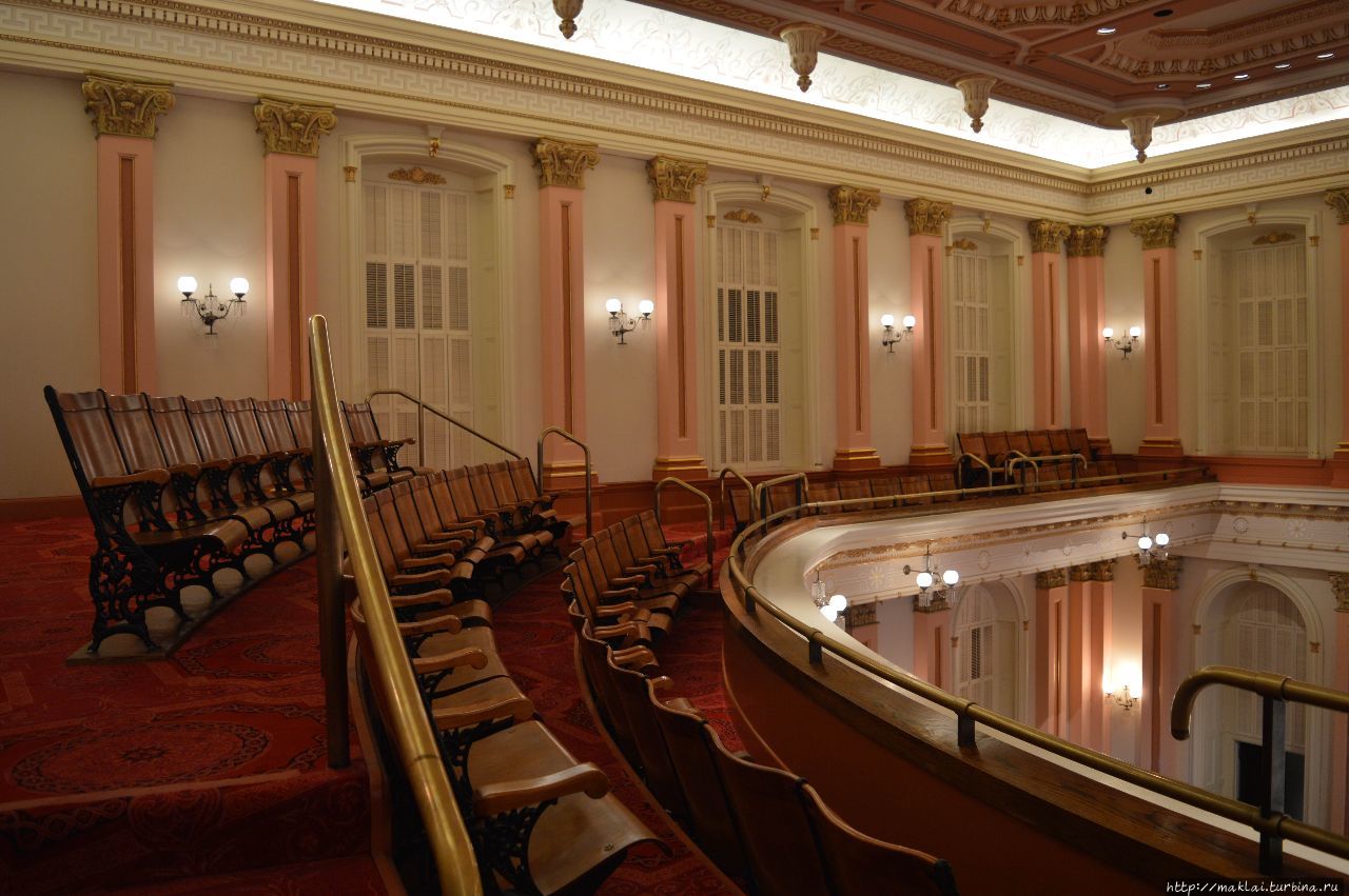 Зал заседаний Сената штата Сакраменто, CША