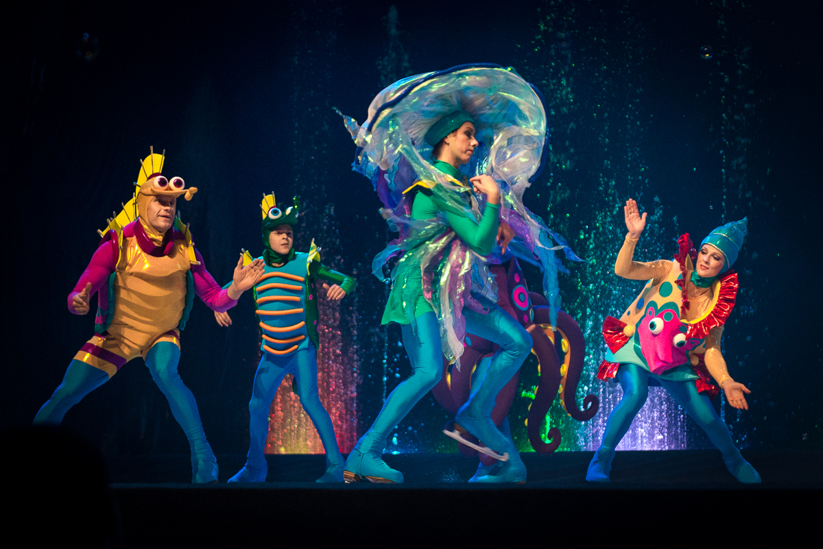 Цирк с фонтанами Москва, Россия Цирк с фонтанами Москва, Россия