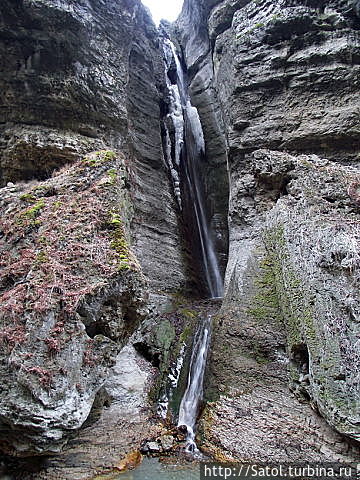 Водопад в Чегемском ущелье Майкоп, Россия