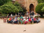 Альгамбра популярна и у испанских школьников
