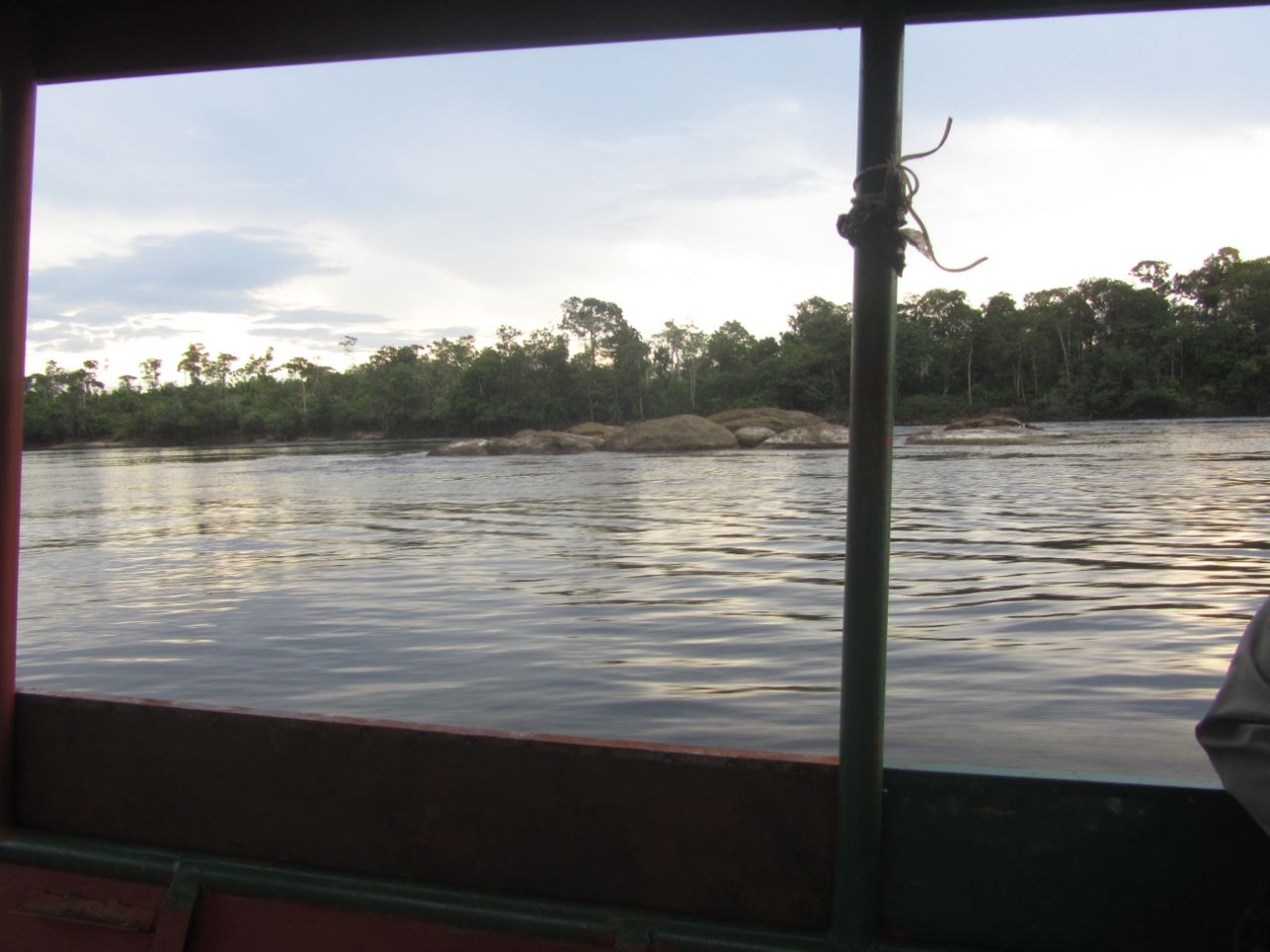 Кэмпграунд на реке Сипапо Река Сипапо, Венесуэла