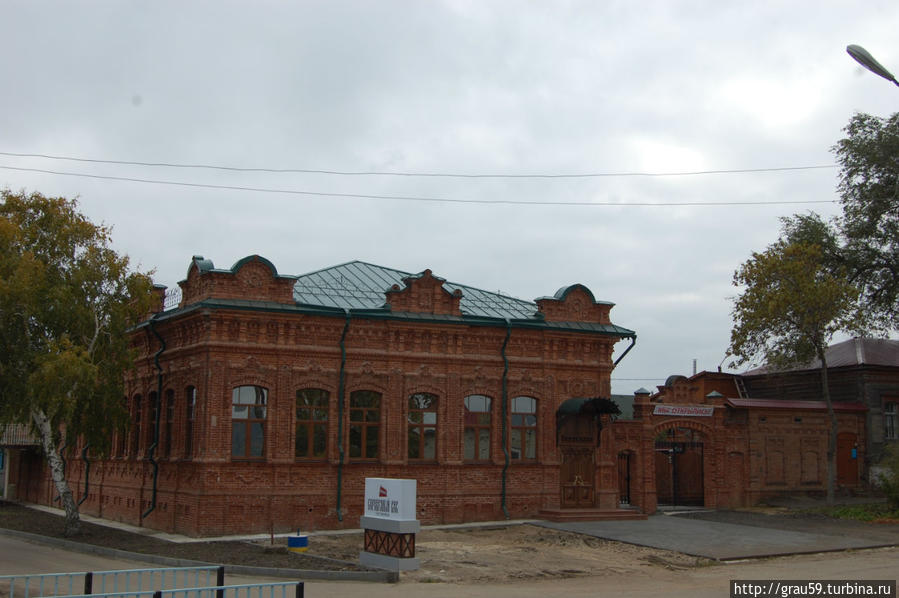 Дом купца Н.И.Колоярова / Mansion of merchant Koloyarov