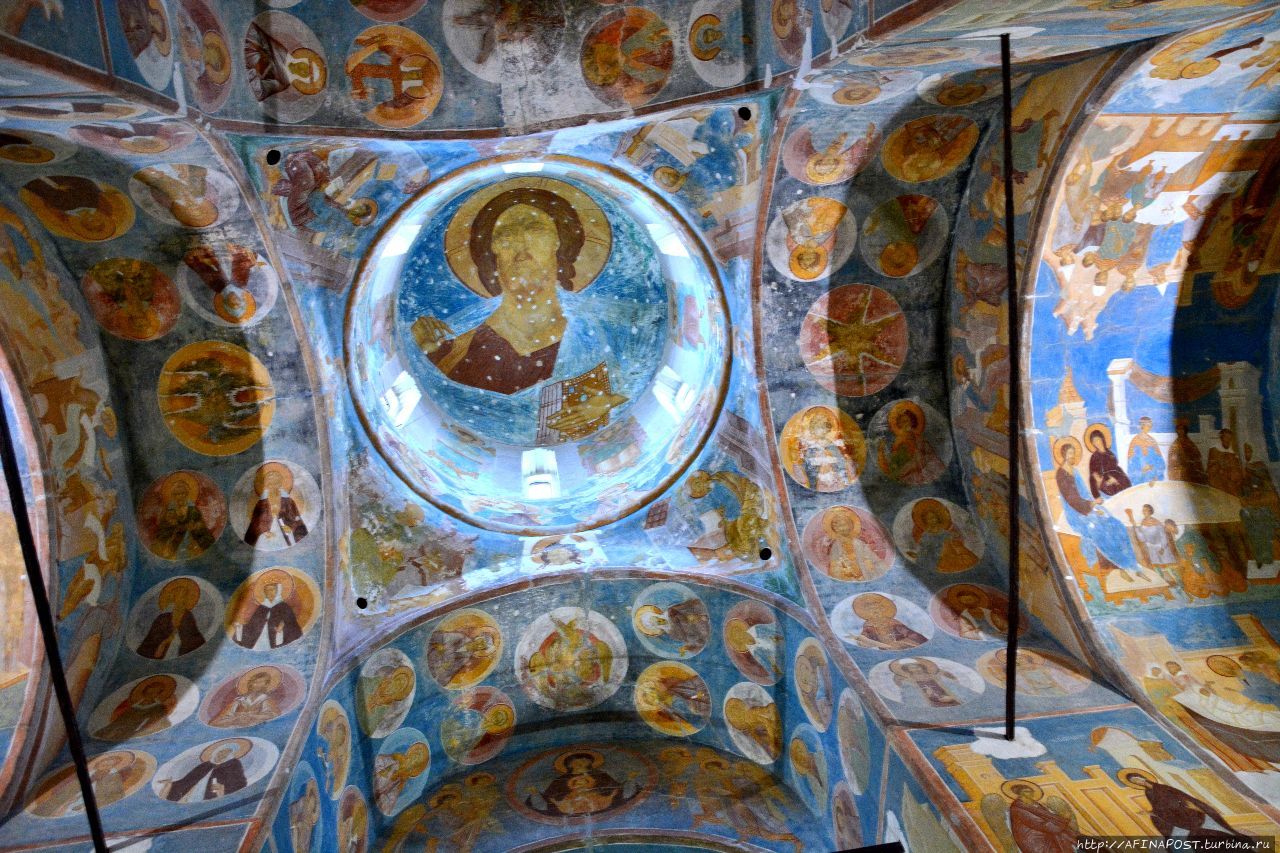 Ферапонтов монастырь. Свет фресок Дионисия