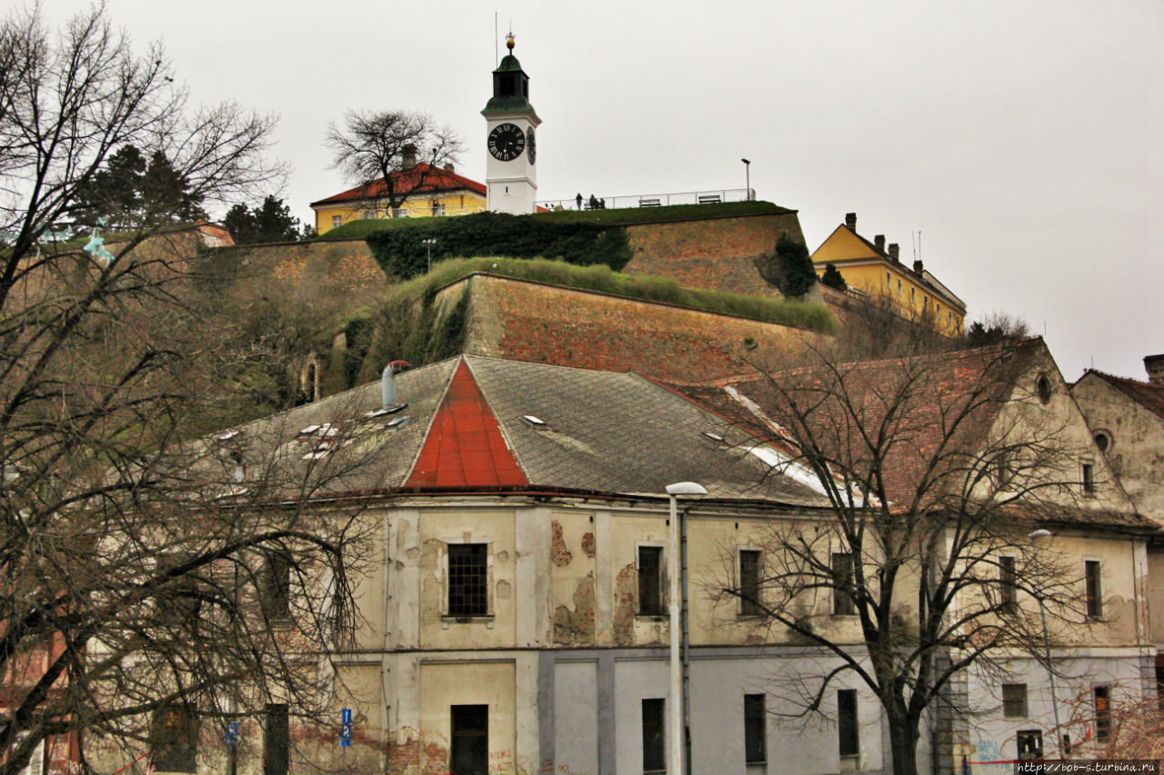Петроварадин. Крепость на Дунае