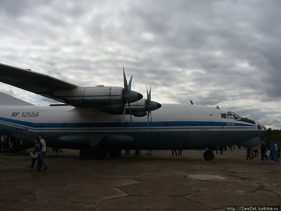 Небо — их дом Пушкин, Россия Небо — их дом Пушкин, Россия