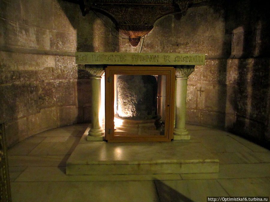 Храм Гроба Господня —  святыня, не дающая ощущения святости Иерусалим, Израиль