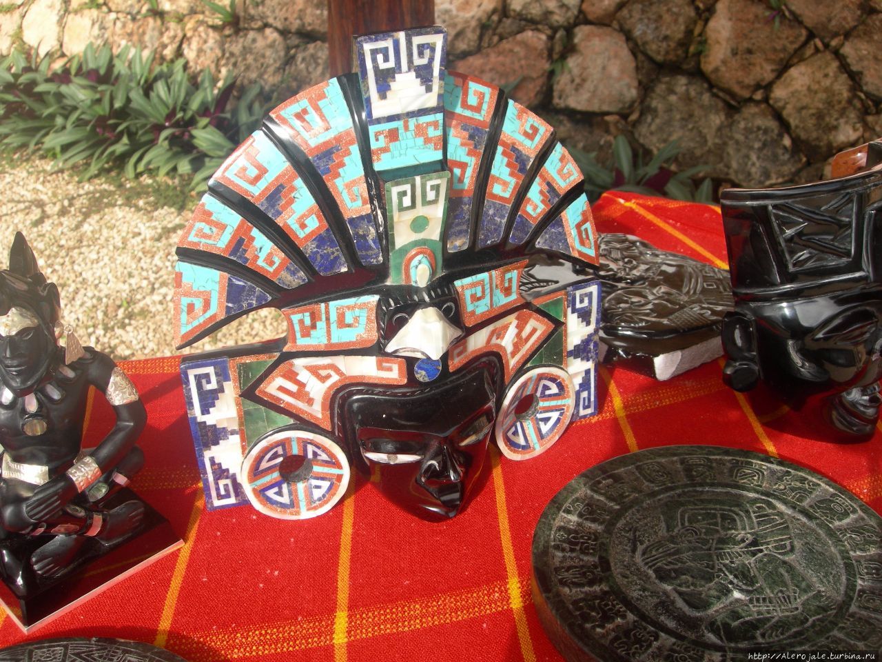 Сувениры из отборного камня Чичен-Ица город майя, Мексика
