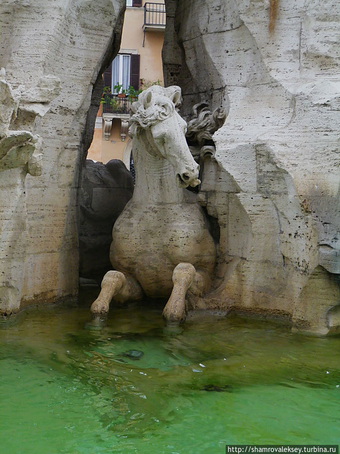 Площадь Навона и её фонтаны Рим, Италия Площадь Навона и её фонтаны Рим, Италия