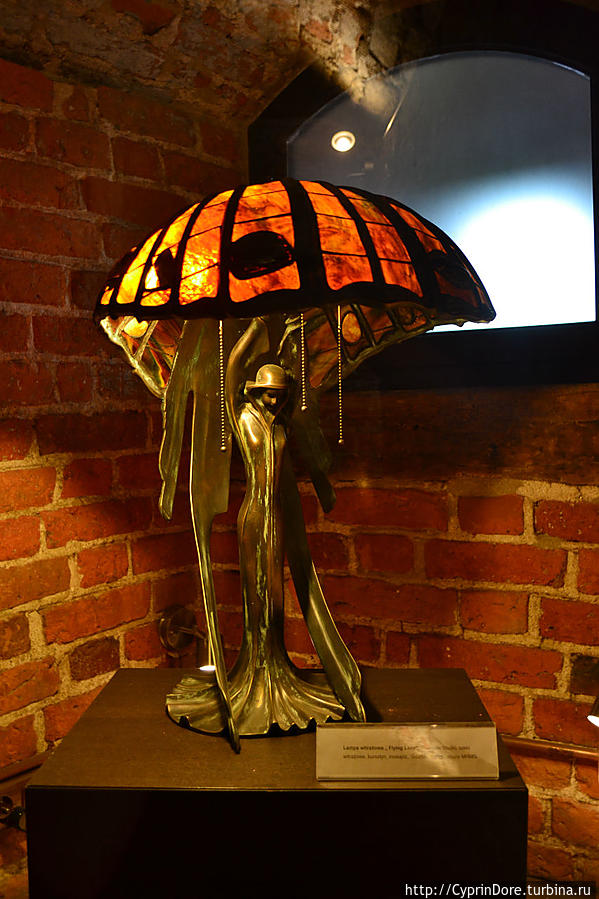 Музей янтаря в Старом городе Гданьск, Польша Музей янтаря в Старом городе Гданьск, Польша