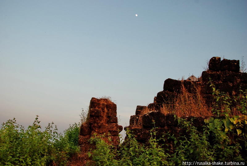 Луна не заставила себя ждать Вагатор, Индия