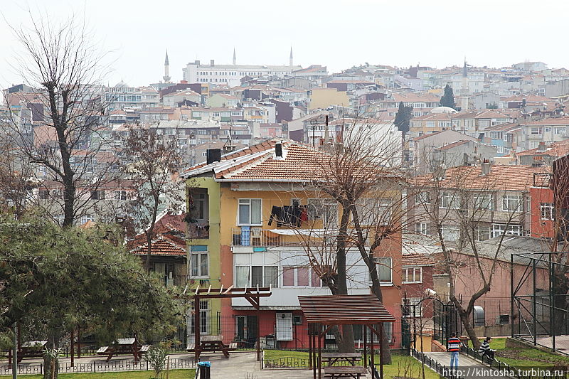 Вид на Стамбул от монастыря Хора Стамбул, Турция
