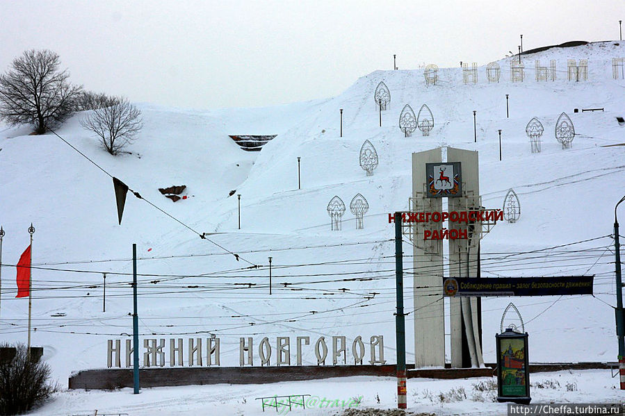 Высокий берег Оки и плохой подъем на террасу. Нижний Новгород, Россия