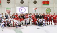 Фото товарищеского матча с участием президента Республики Беларусь Александра Лукашенко в спорткомплексе Арена Ледовый Дворец
