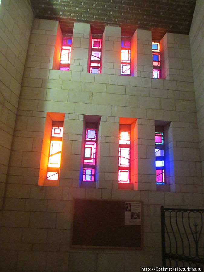 Церковь Благовещения, какой нам её показали на экскурсии Назарет, Израиль