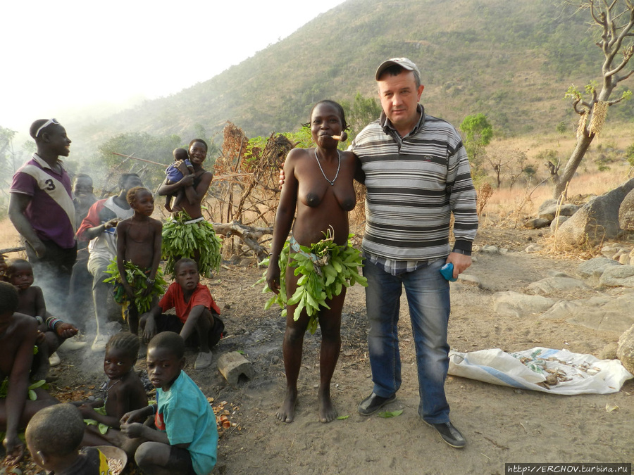 Камерун. Ч — 9. Люди Кома — голые и одетые Куаиль, Камерун