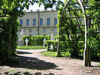 К сокровищнице Гатчины относятся парки, окружающие дворец.
