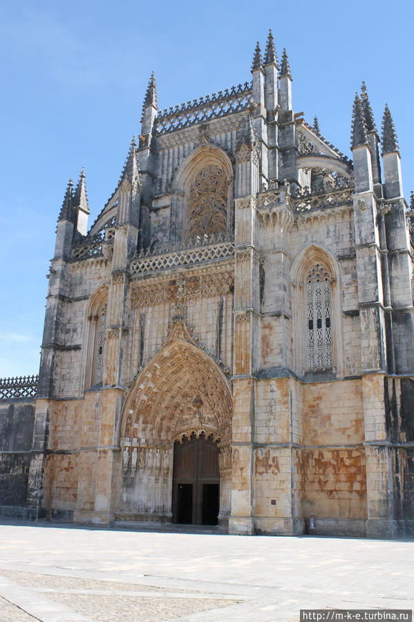 Монастырь битвы или Санта-Мария-да-Витория Баталья, Португалия