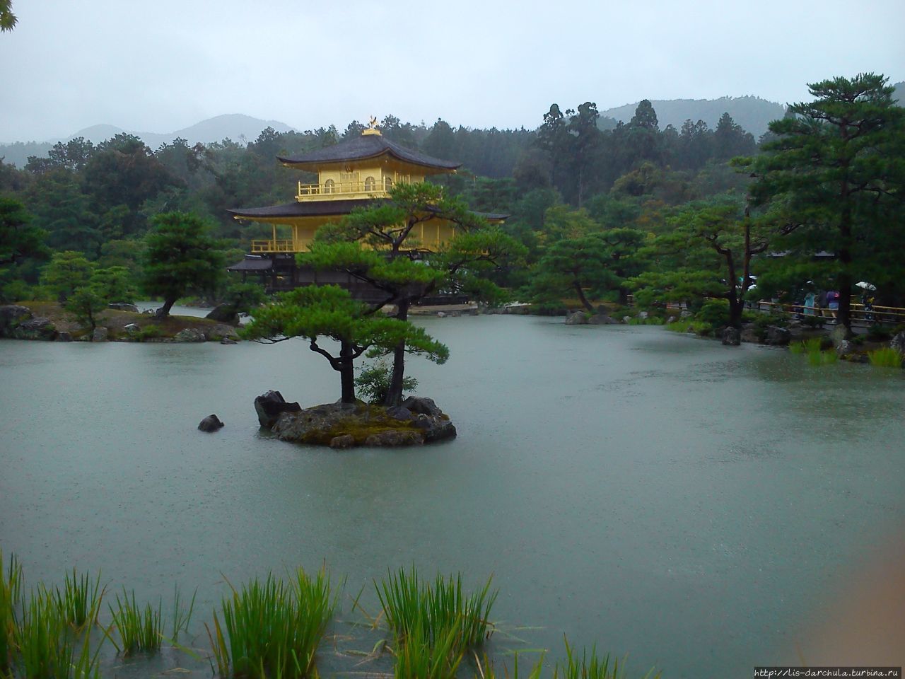 Золотой павильон в г. Киото Фудзияма (вулкан 3776м), Япония