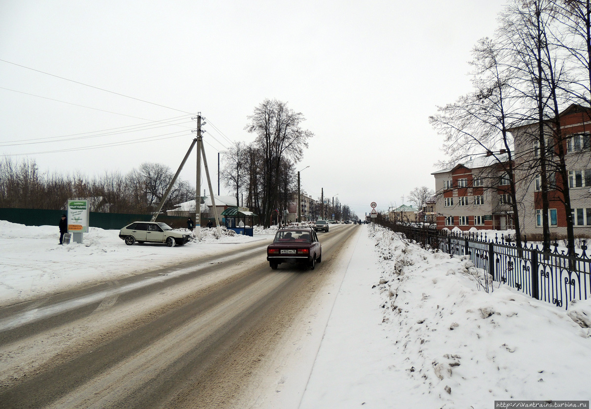 Улица Карла Маркса. Агрыз, Россия Улица Карла Маркса. Агрыз, Россия