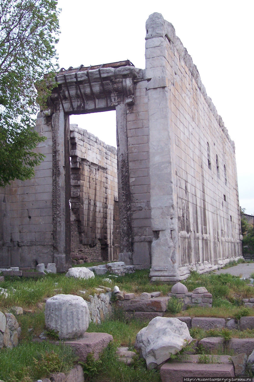 Храм Августа Анкара, Турция