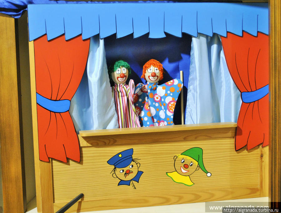 Ностальгические игрушки из дерева Гранада, Испания Ностальгические игрушки из дерева Гранада, Испания