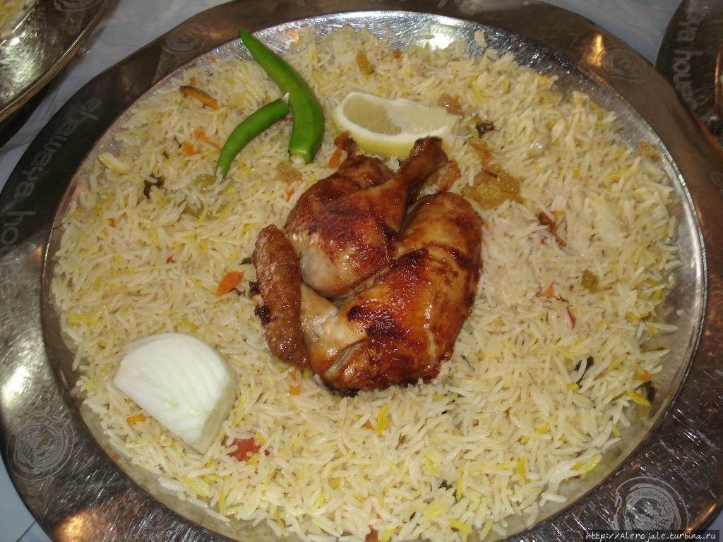 Типичное саудовское блюдо — Хабса Ад-Дирийя, Саудовская Аравия