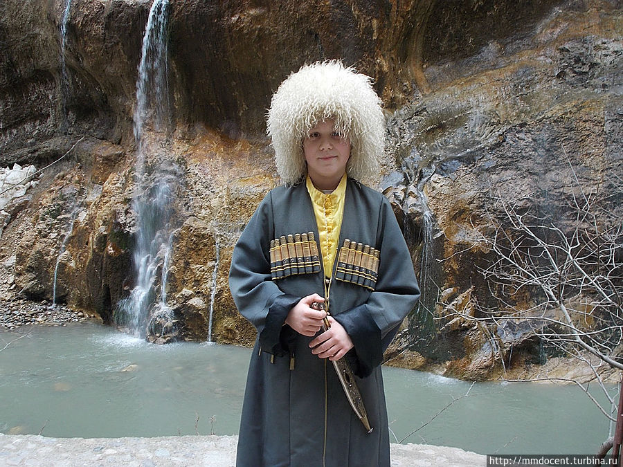 Сыну понравилась горская одежда Кабардино-Балкария, Россия
