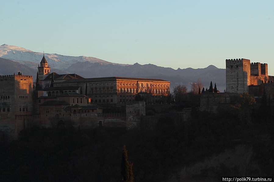 Тот же вид на закате. Тот же вид на закате.