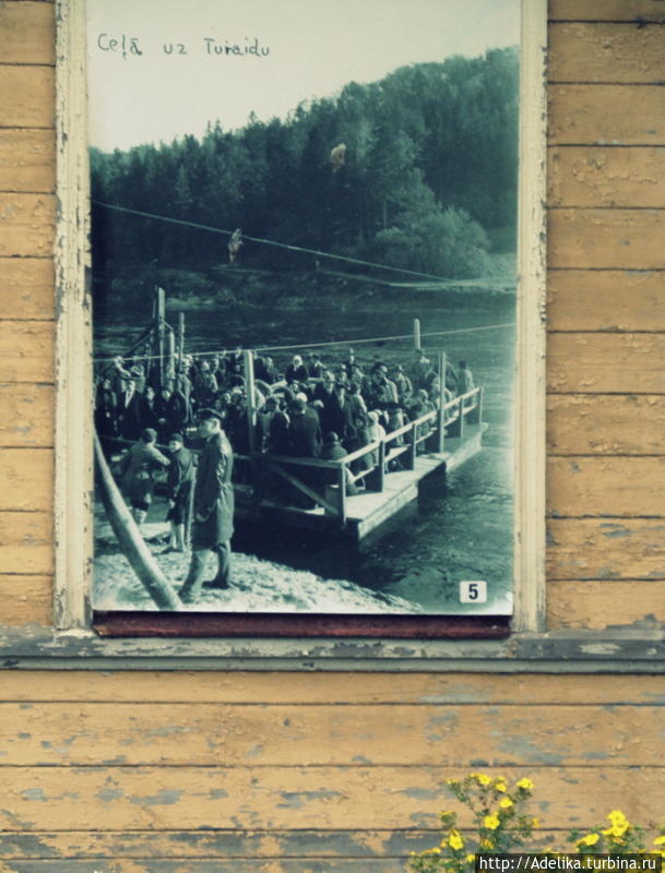 Так в 1930 году перебирались на другой конец реки. Сигулда, Латвия