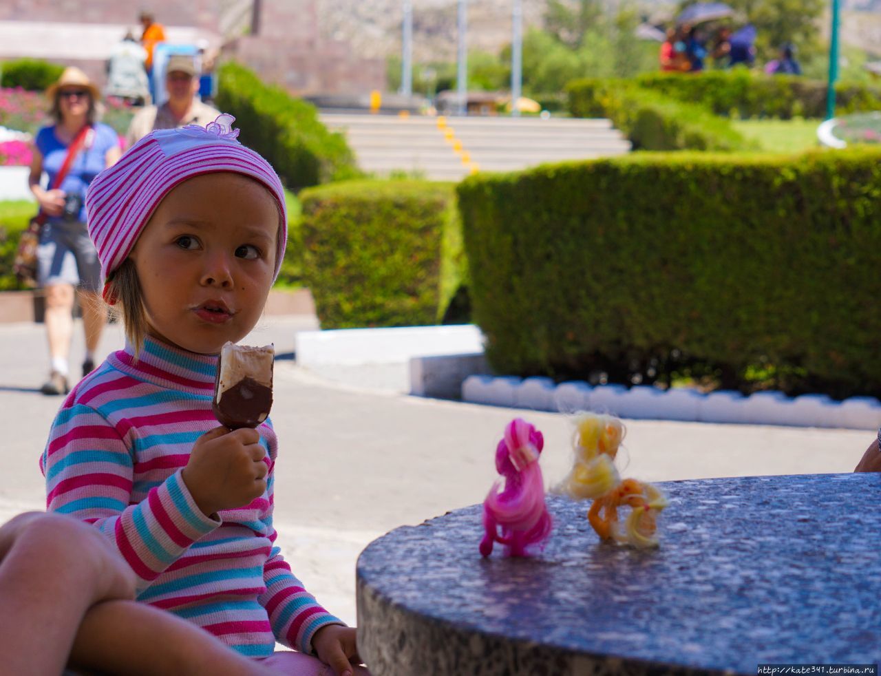 Эквадор с трехлеткой. Часть 2. Середина мира Кито, Эквадор