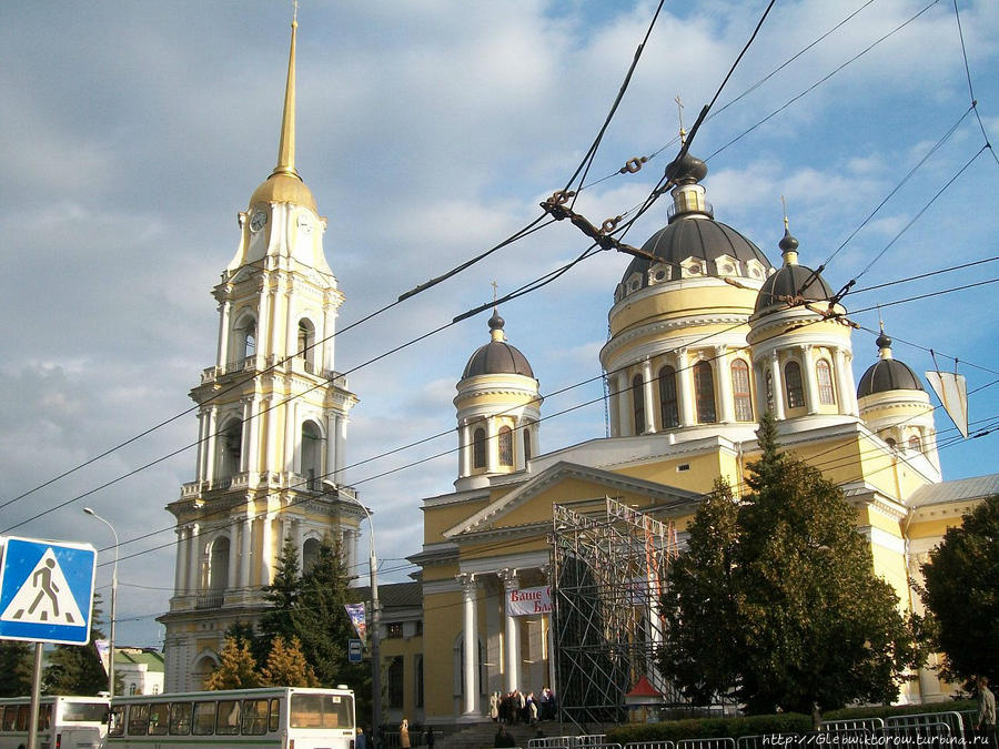 Прогулка по сентябрьскому Рыбинску Рыбинск, Россия Прогулка по сентябрьскому Рыбинску Рыбинск, Россия