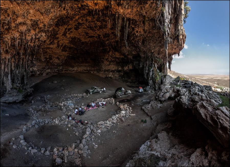Пещера на юге острова Йемен