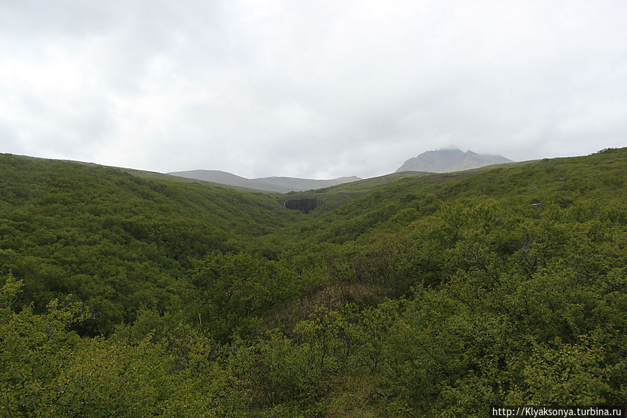 Вот тут нам показался водопад Вот тут нам показался водопад