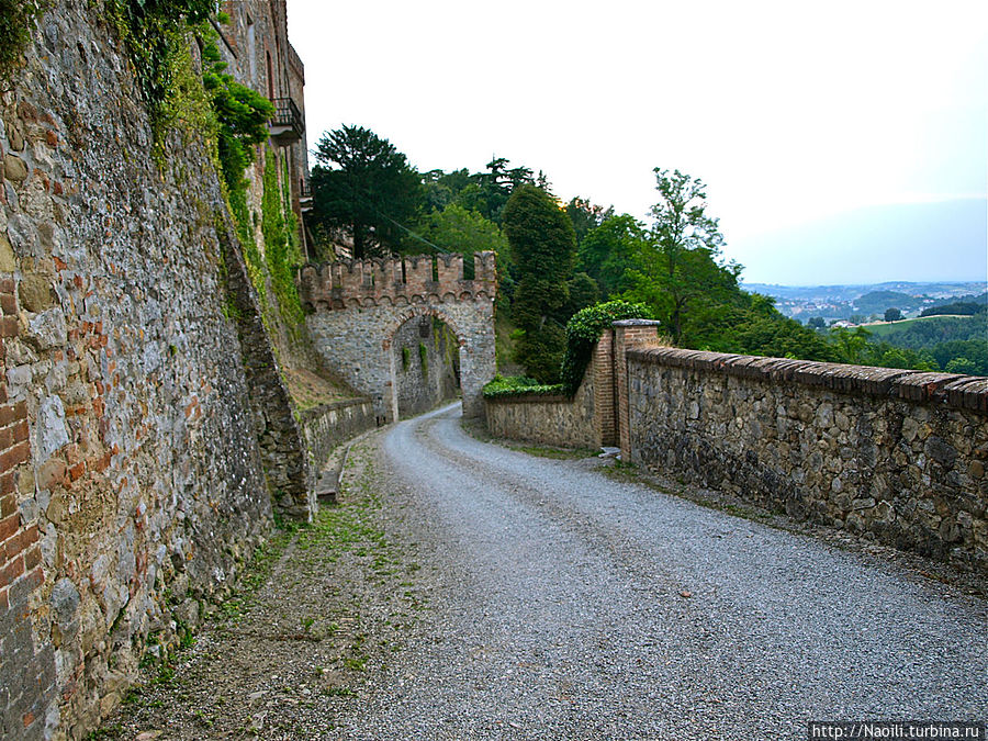 Замок Табиано Табиано-Терме, Италия