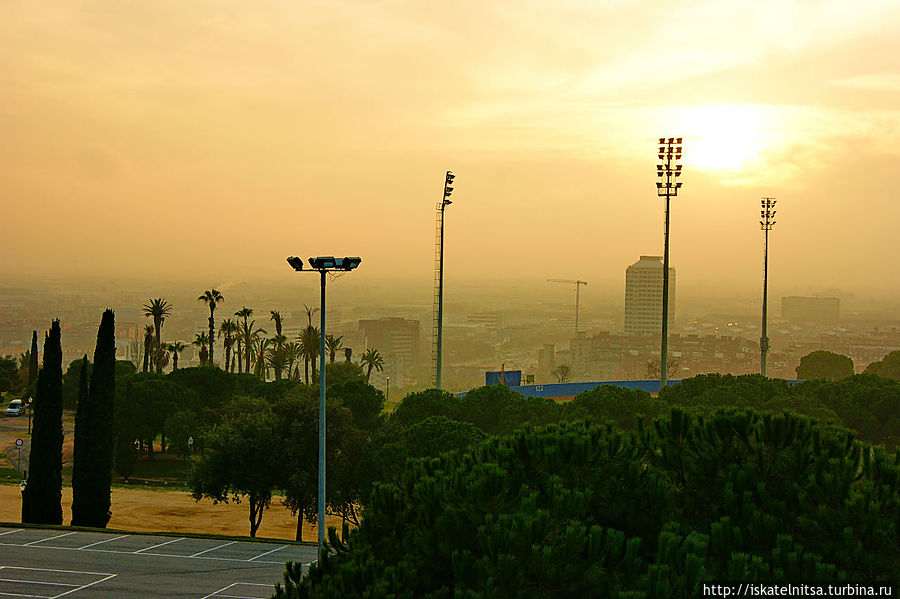 Олимпийский комплекс на Монжуике Олимпийский комплекс на Монжуике