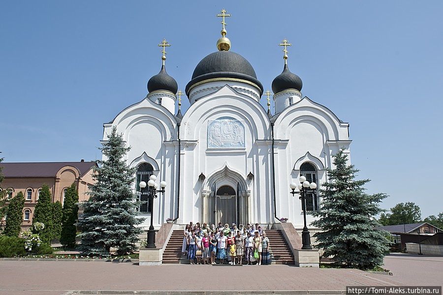 Монастырь, в стенах которого был психдиспансер и разведшкола Задонск, Россия