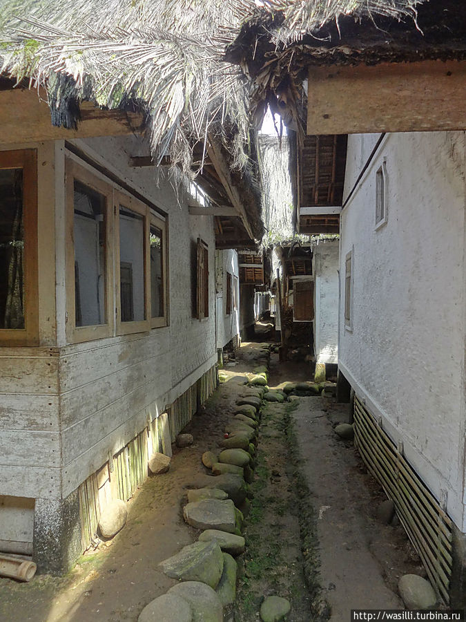 Типичная улочка. Типичная улочка.