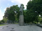 https://upload.wikimedia.org/wikipedia/ru/4/45/Памятник_М._Ю._Лермонтову_в_Москве.jpg