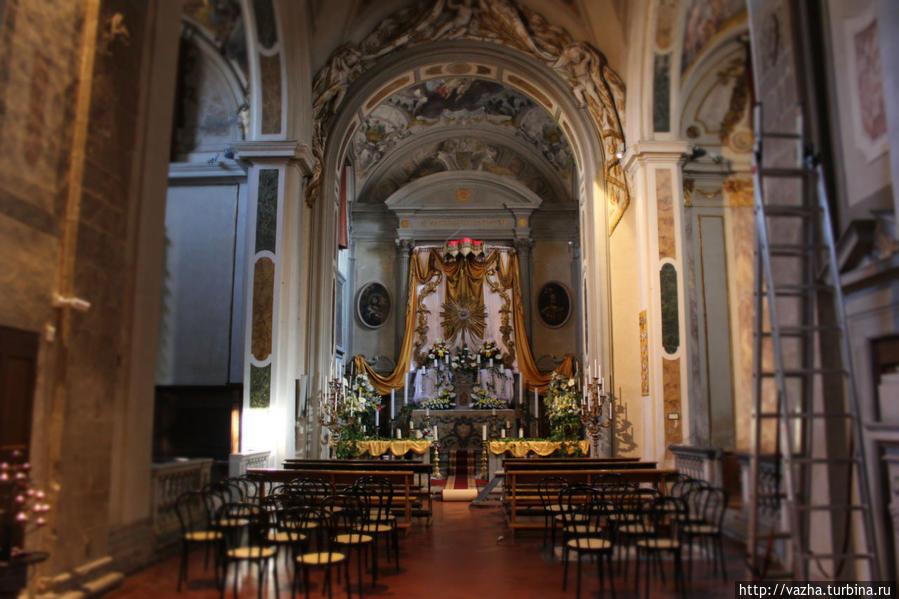 Церковь Флоренции. Флоренция, Италия Церковь Флоренции. Флоренция, Италия