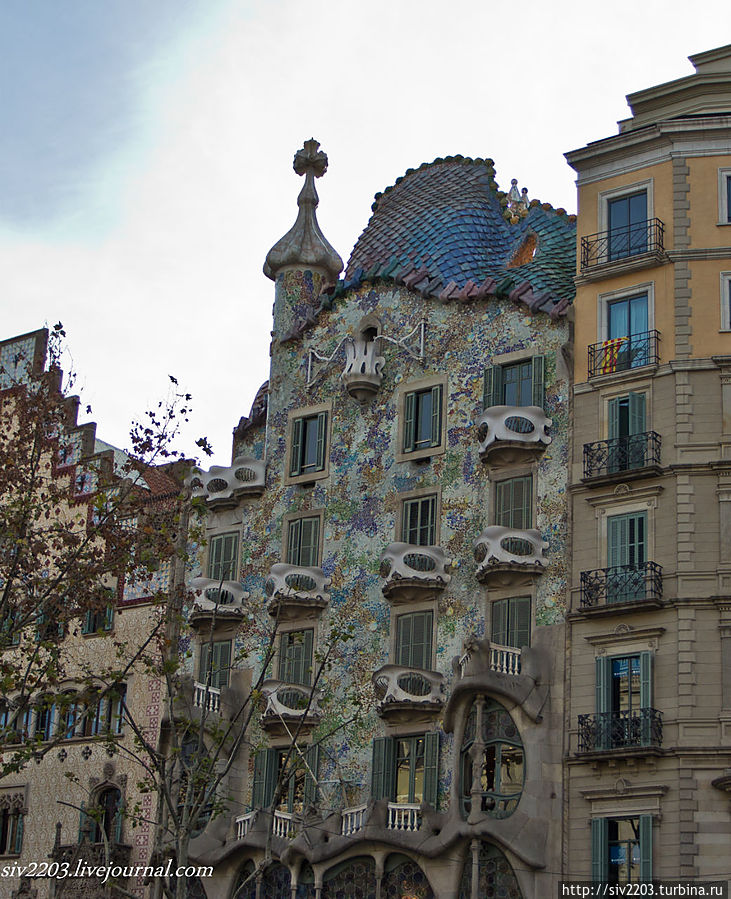 Под кожей Дракона — дом Бальо Барселона, Испания