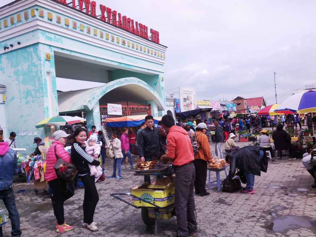 Рынок Наран-Тул. Улан-Батор, Монголия