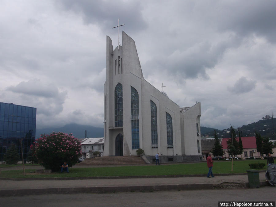 Церковь Святого Духа Батуми, Грузия