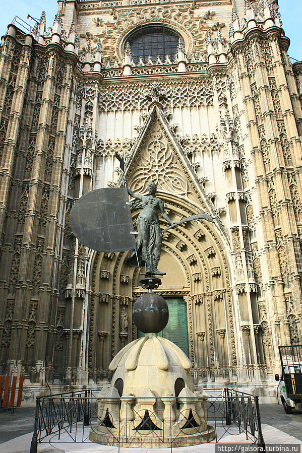 Собор (Catedral) Севилья, Испания