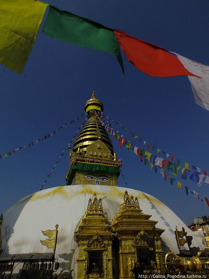 Сваямбунатх — знаменитая ступа в Катманду Непал